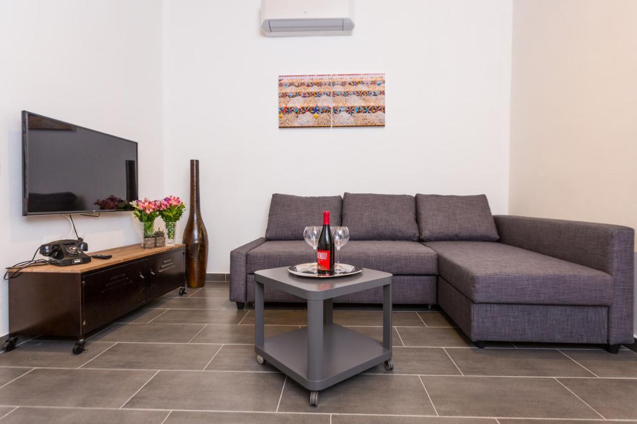 Mosina Apartments Palermo Luaran gambar